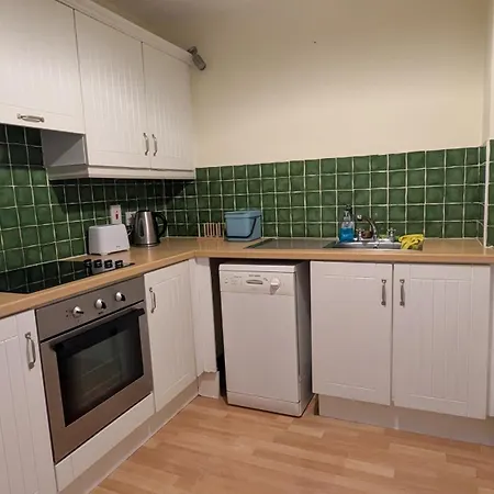 Homely & Spacious 2Bd Close To Phoenix Park & City 아파트 *